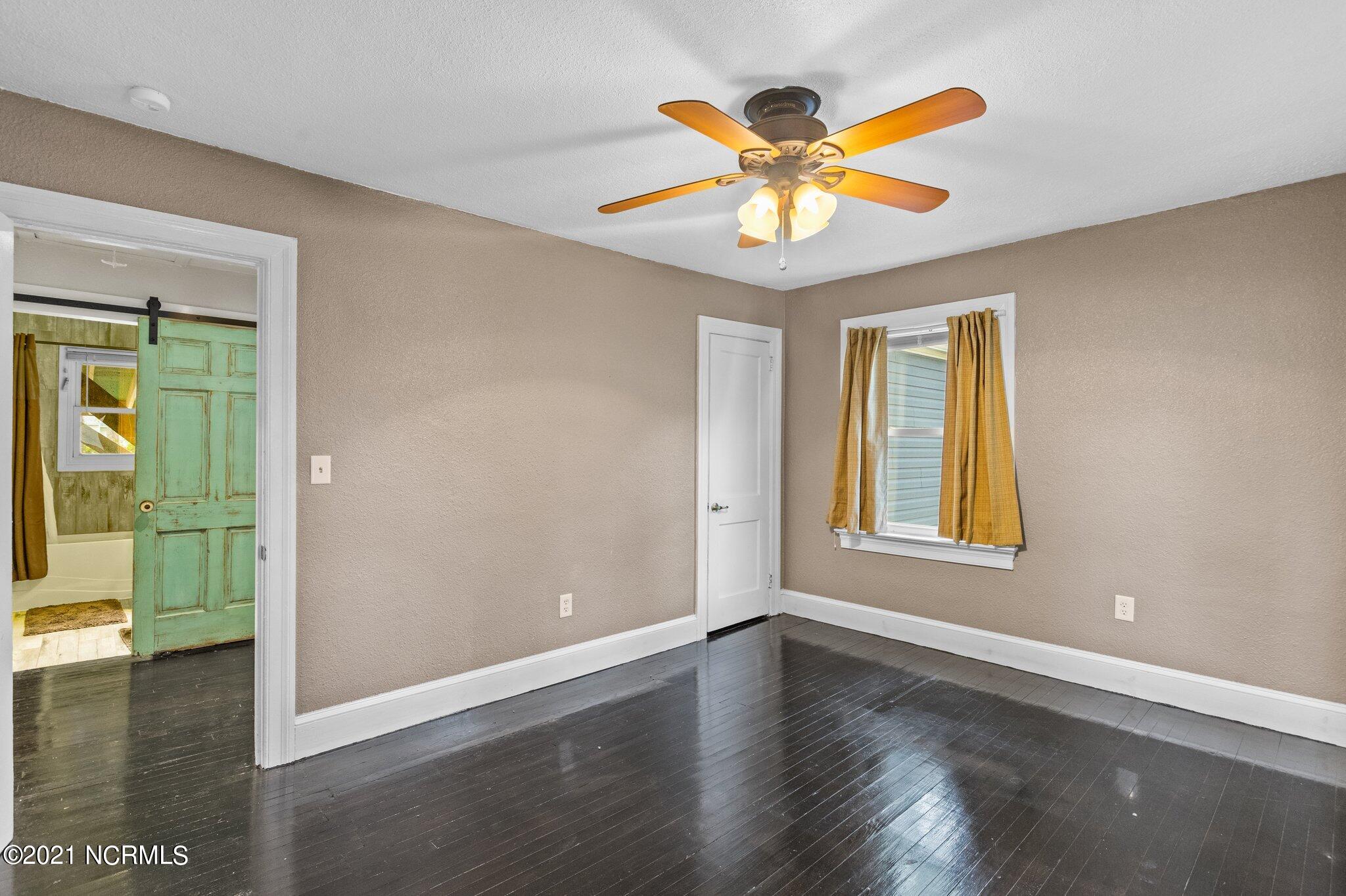 126 Roosevelt Road Jacksonville, NC 28540 - Photo 18 of 44 Bedroom #1