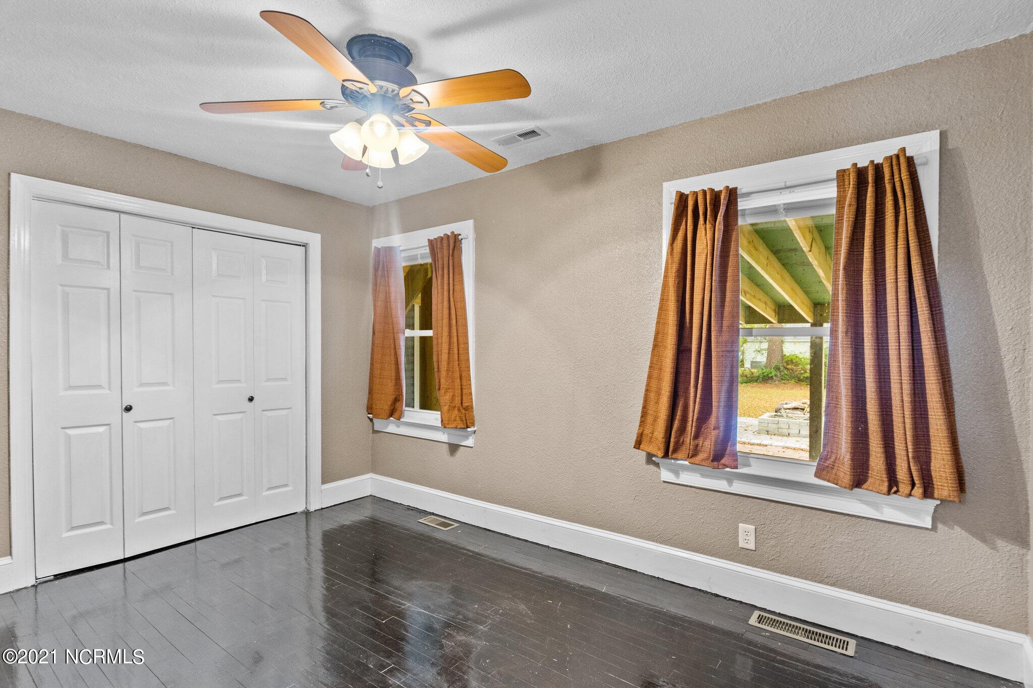 126 Roosevelt Road Jacksonville, NC 28540 - Photo 24 of 44 Bedroom #2