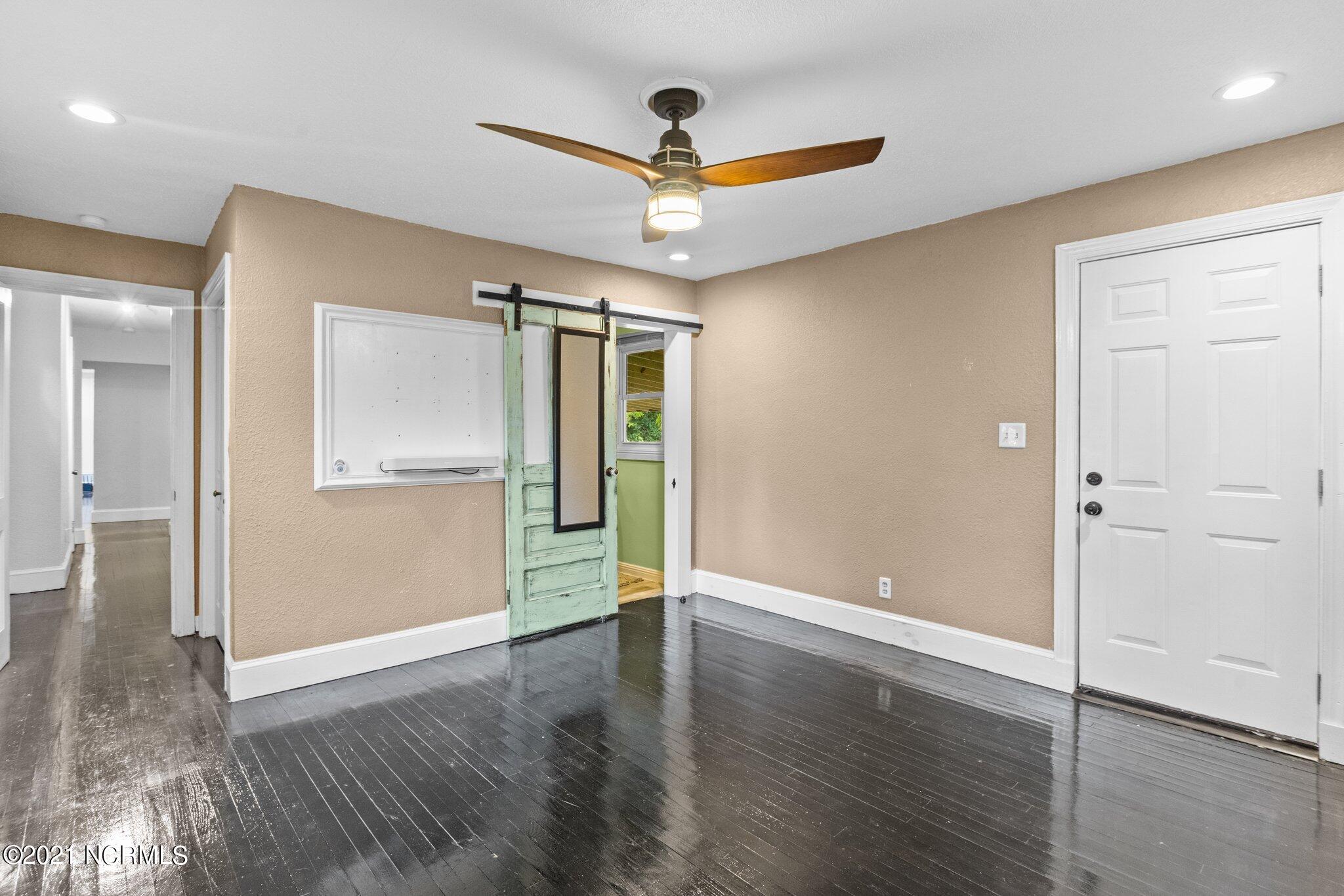 126 Roosevelt Road Jacksonville, NC 28540 - Photo 27 of 44 Master Bedroom