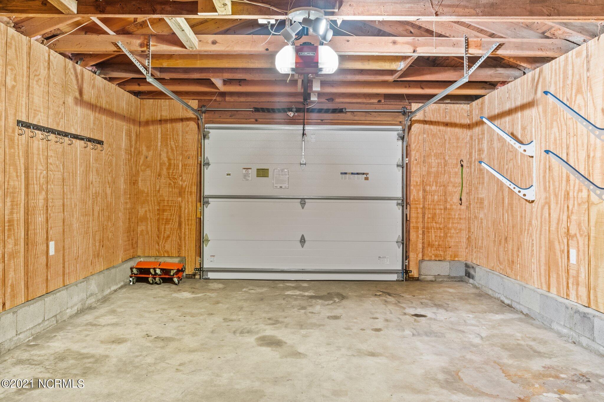 126 Roosevelt Road Jacksonville, NC 28540 - Photo 38 of 44 Wired Garage with Termite Bond
