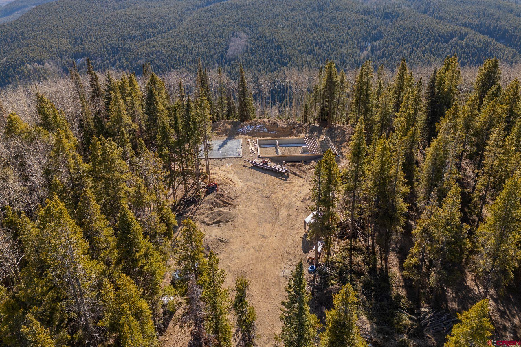 997 Saddle Ridge Road Crested Butte, CO 81224 - Photo 22 of 45 a view of small yard