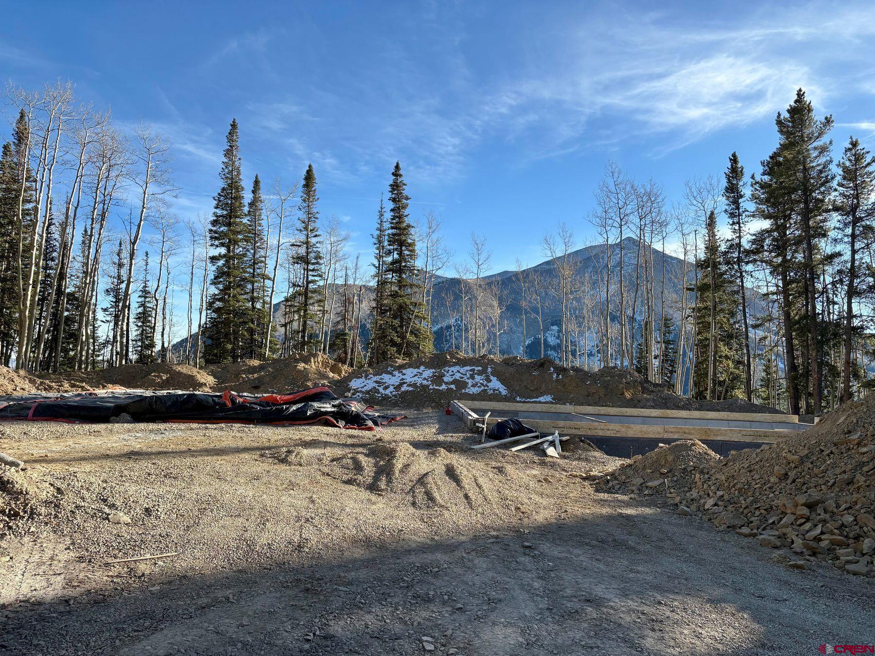 997 Saddle Ridge Road Crested Butte, CO 81224 - Photo 5 of 45 a view of a city