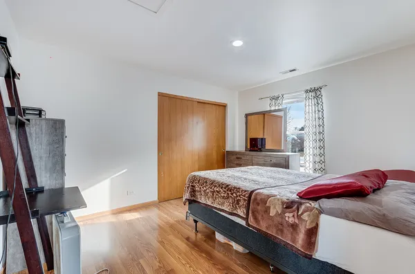 $435,000 | 1544 Suncrest Lane, Bolingbrook, IL 60490