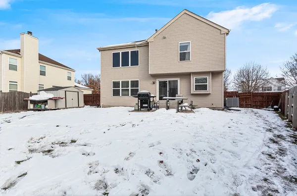 $435,000 | 1544 Suncrest Lane, Bolingbrook, IL 60490