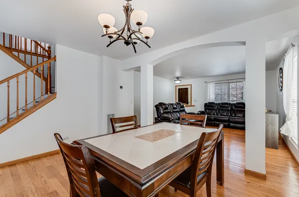 $435,000 | 1544 Suncrest Lane, Bolingbrook, IL 60490