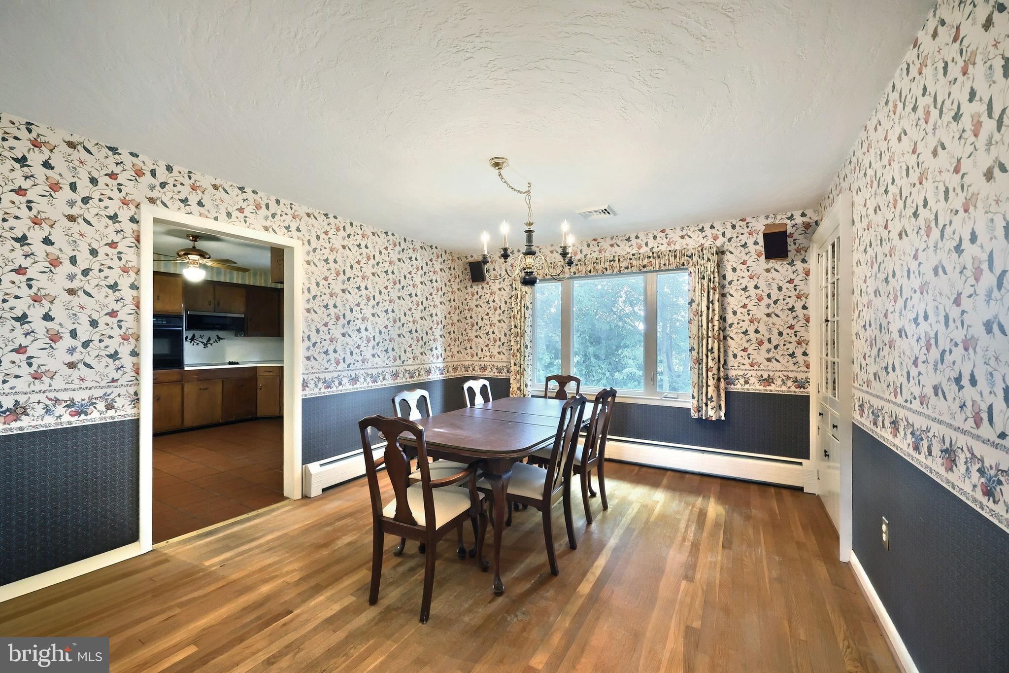 1311 Ruxton Road York, PA 17403 - Photo 7 of 39 Gallery Image 7