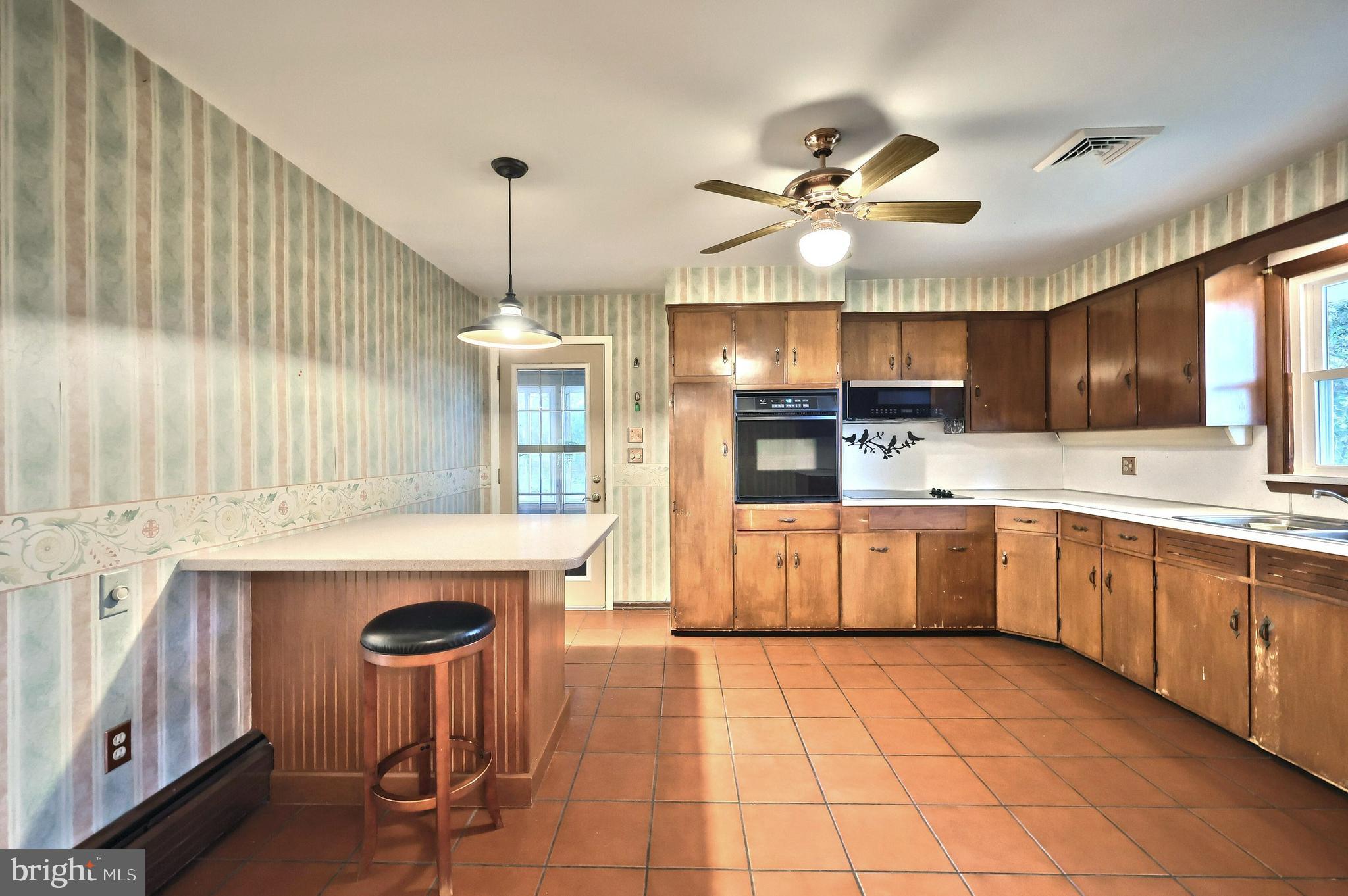 1311 Ruxton Road York, PA 17403 - Photo 8 of 39 Gallery Image 8