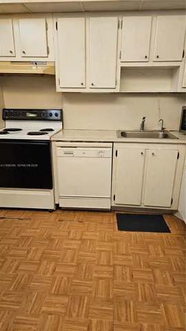 $1,650 | 16851 Northeast 23rd Avenue, Unit A217, North Miami Beach, FL 33160