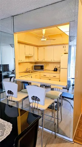 $1,650 | 16851 Northeast 23rd Avenue, Unit A217, North Miami Beach, FL 33160