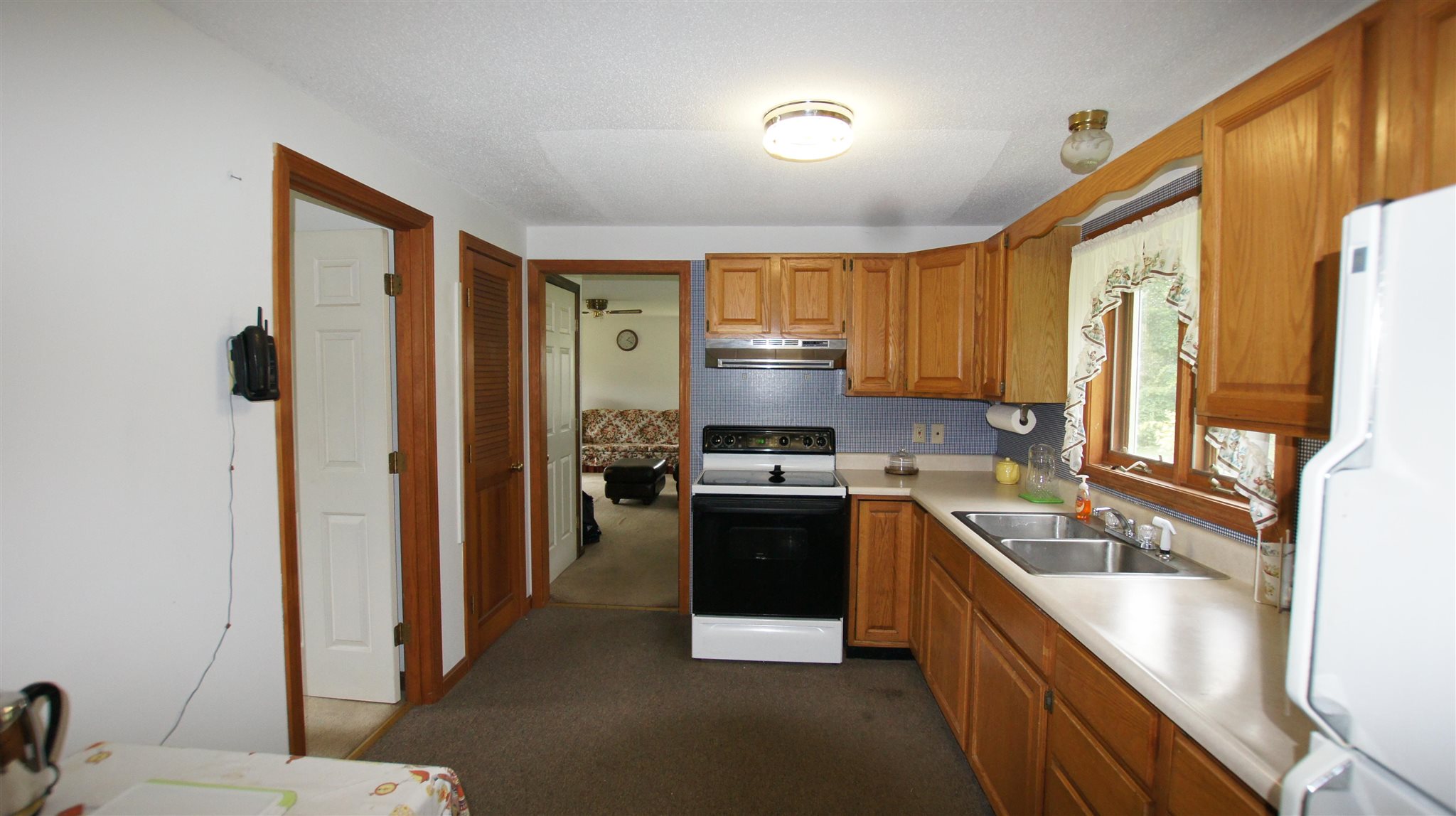 59 Old Manning Hill Road Winchester, NH 03470 - Photo 3 of 40