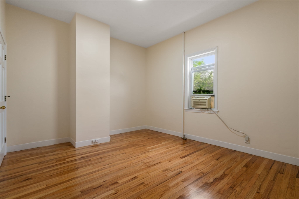 10 Frances Street, Unit 10 Newton, MA 02461 - Photo 11 of 16