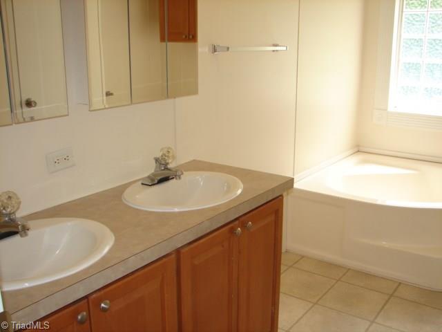 1634 Laughlin Road Randleman, NC 27317 - Photo 10 of 20 Gallery Image 10