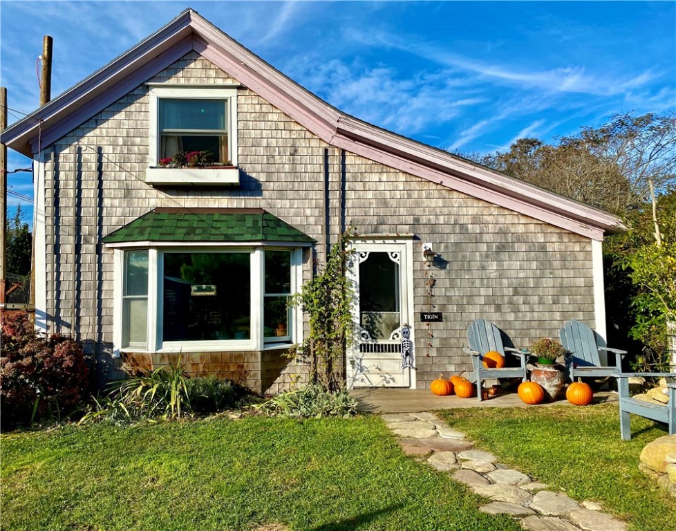351 High Street Block Island, RI 02807 - Photo 1 of 9