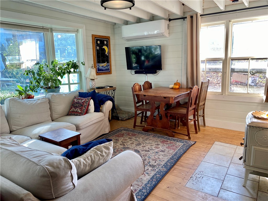 351 High Street Block Island, RI 02807 - Photo 4 of 9