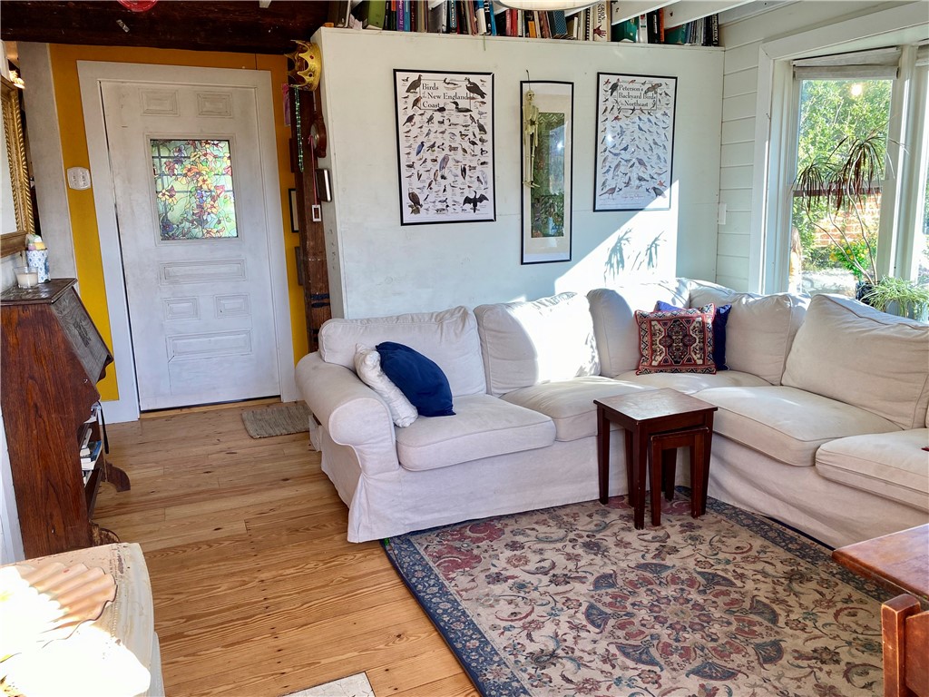 351 High Street Block Island, RI 02807 - Photo 5 of 9