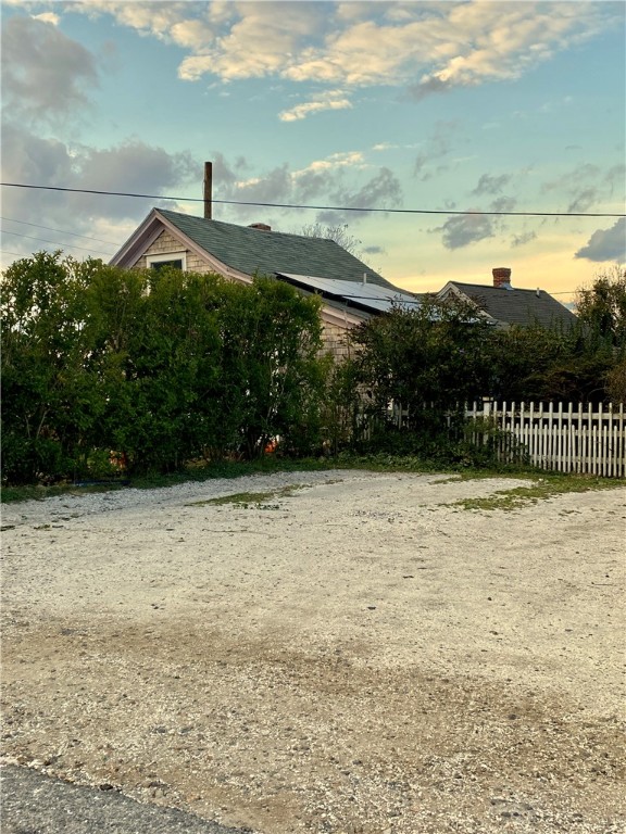 351 High Street Block Island, RI 02807 - Photo 8 of 9