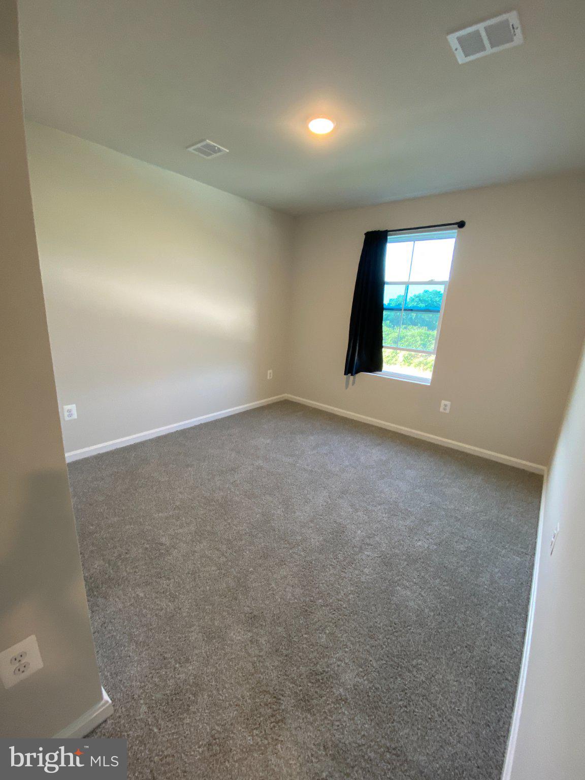 127 Whimbrel Road Hedgesville, WV 25427 - Photo 17 of 37 Gallery Image 17