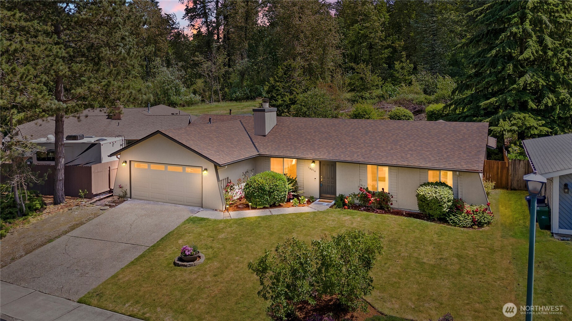 16516 133rd Place Southeast Renton, WA 98058 - Photo 2 of 35