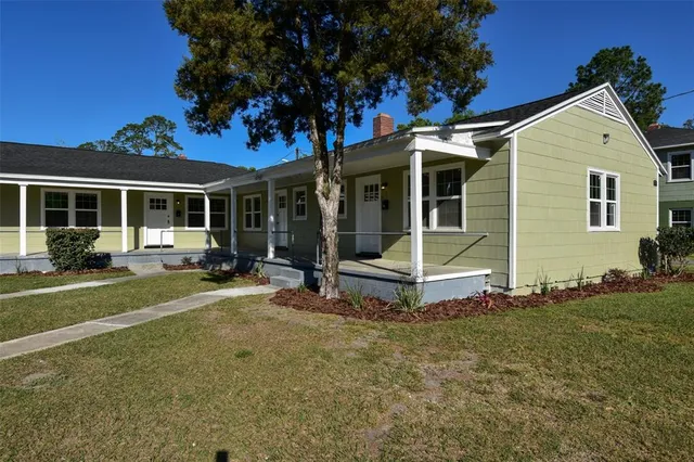$1,100 | 1028 Northeast 3rd Avenue, Gainesville, FL 32601