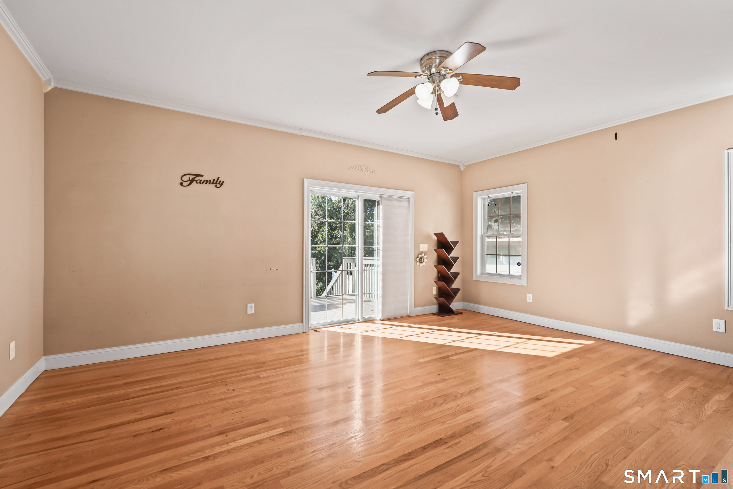 62 Hampton Road Waterbury, CT 06708 - Photo 9 of 24 Gallery Image 9