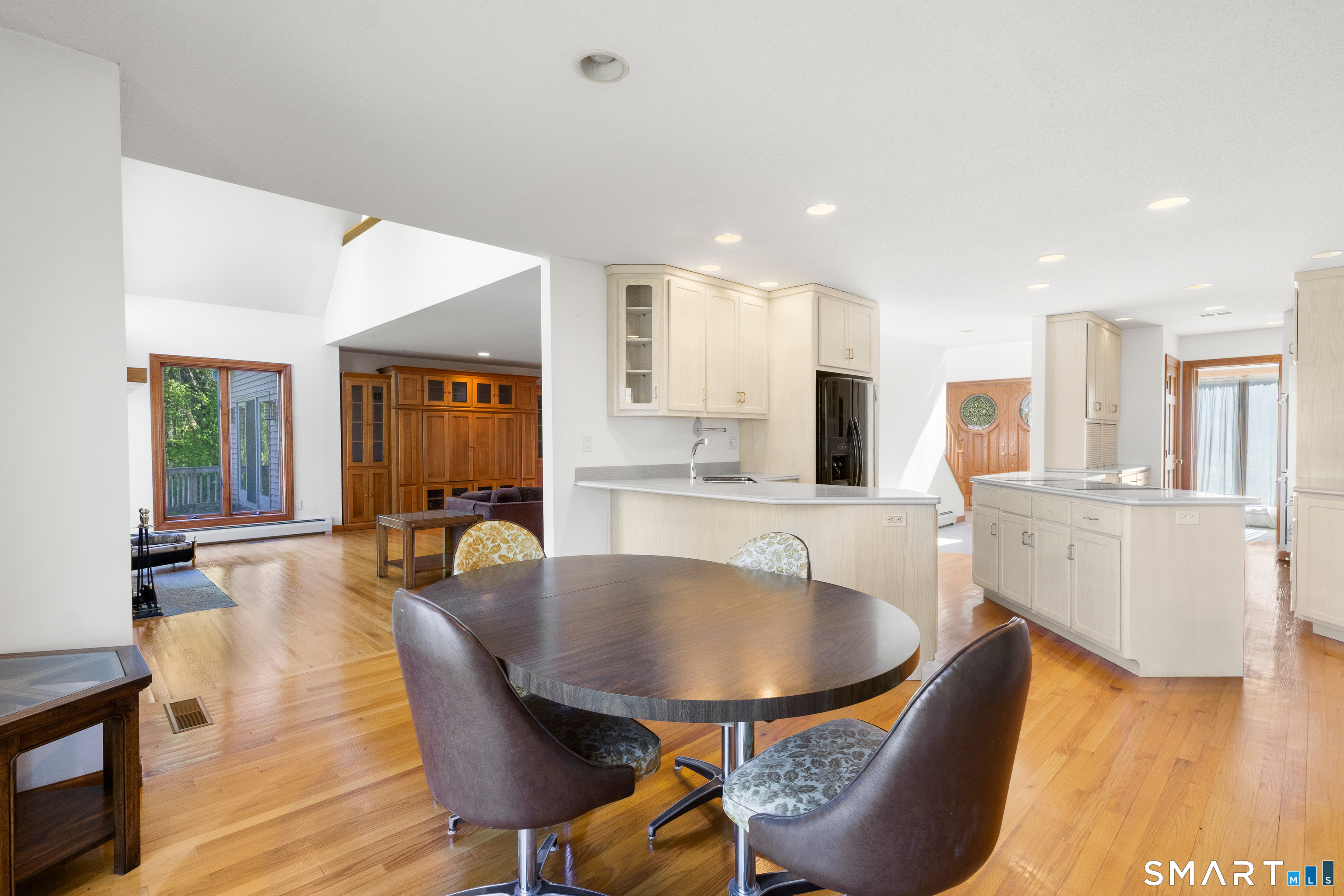 81 Anderson Road Pomfret, CT 06259 - Photo 9 of 30