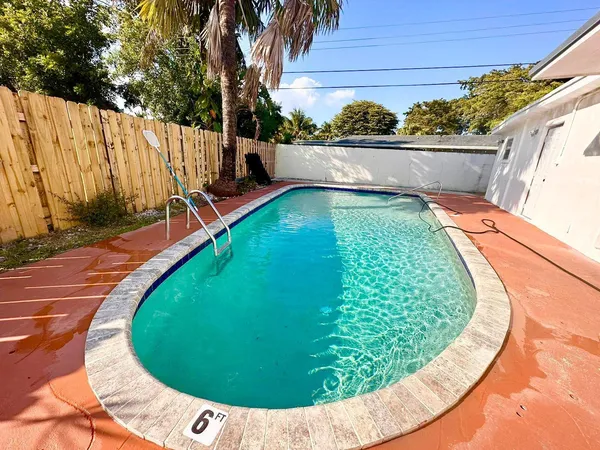 $550,000 | 601 Northwest 38th Street, Deerfield Beach, FL 33064