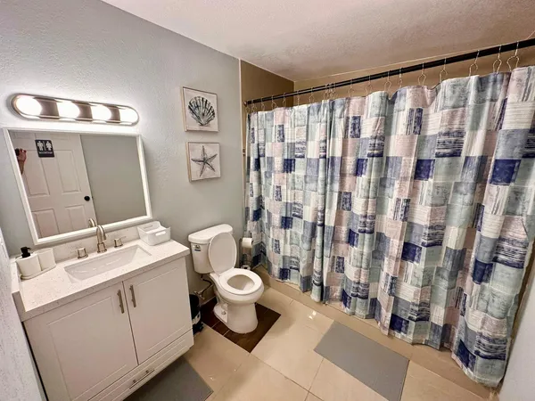 $550,000 | 601 Northwest 38th Street, Deerfield Beach, FL 33064