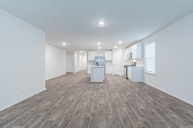 $1,600 | 263 Pigeon Green, San Antonio, TX 78253