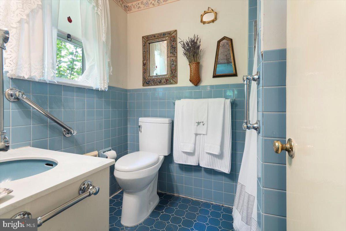 1366 Berwyn Paoli Road Berwyn, PA 19312 - Photo 13 of 38 Gallery Image 13