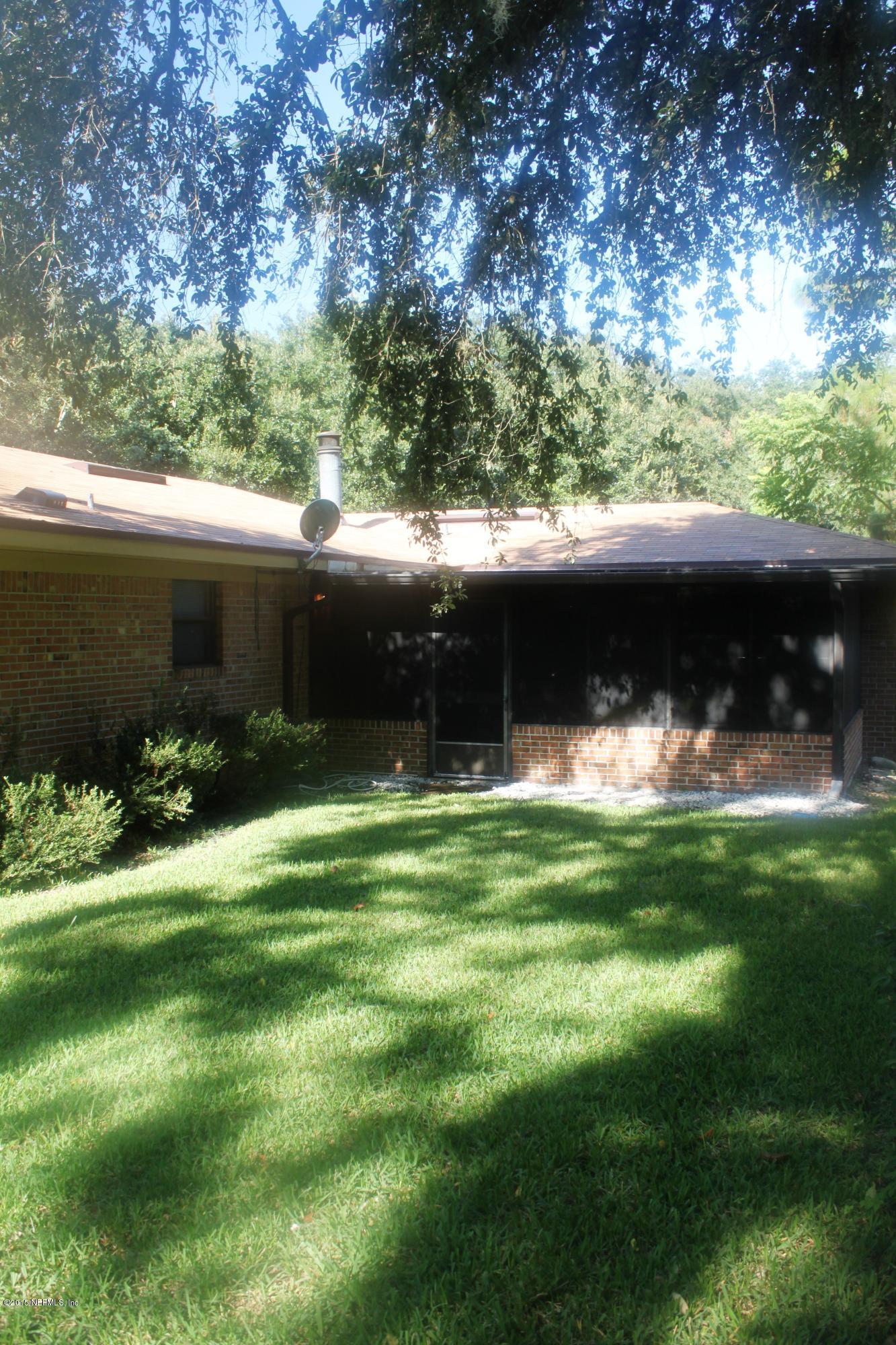 6123 Dawnridge Road East Jacksonville, FL 32277 - Photo 23 of 25 Back of the house