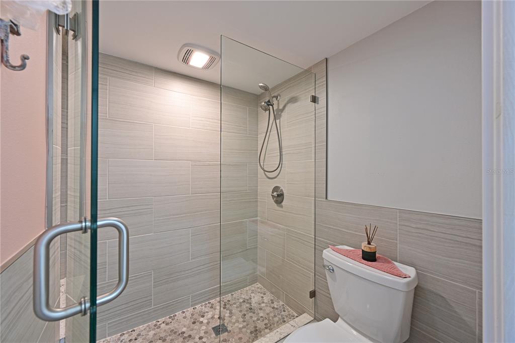 1319 Perico Point Circle Bradenton, FL 34209 - Photo 20 of 59