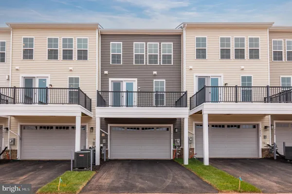 $3,400 | 14534 Alsace Lane, Gainesville, VA 20155