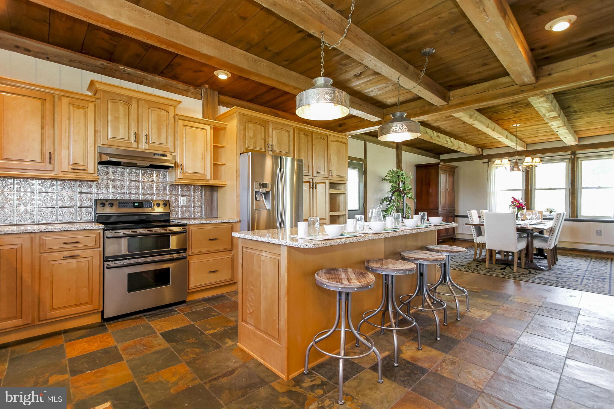 6451 Pamadeva Road Hanover, PA 17331 - Photo 11 of 29 Kitchen