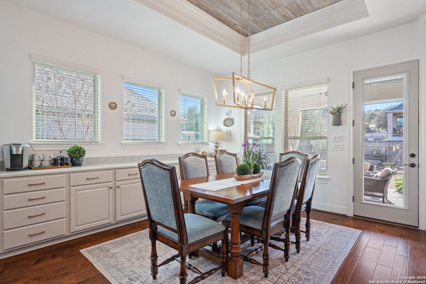 28827 Pfeiffers Gate Fair Oaks Ranch, TX 78015 - Photo 19 of 36 a dining room with furniture and window