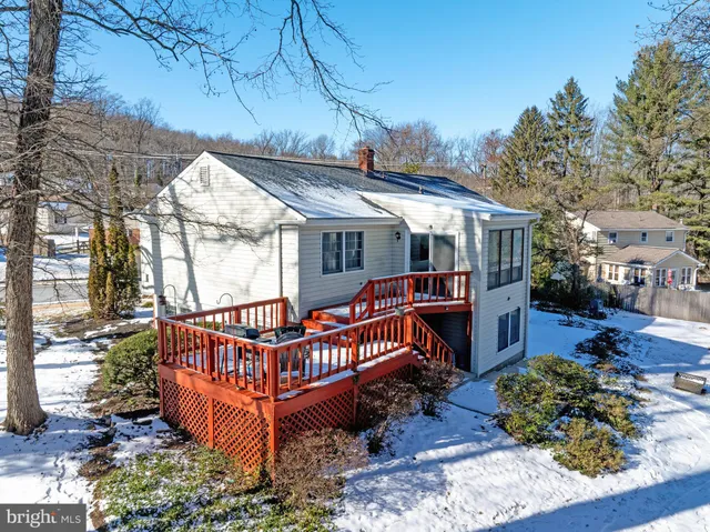 $479,000 | 803 Del Grove Avenue, Newark, DE 19713