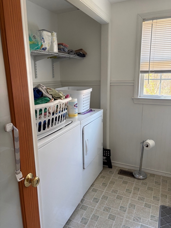 112 Marlboro Road Southborough, MA 01772 - Photo 10 of 16