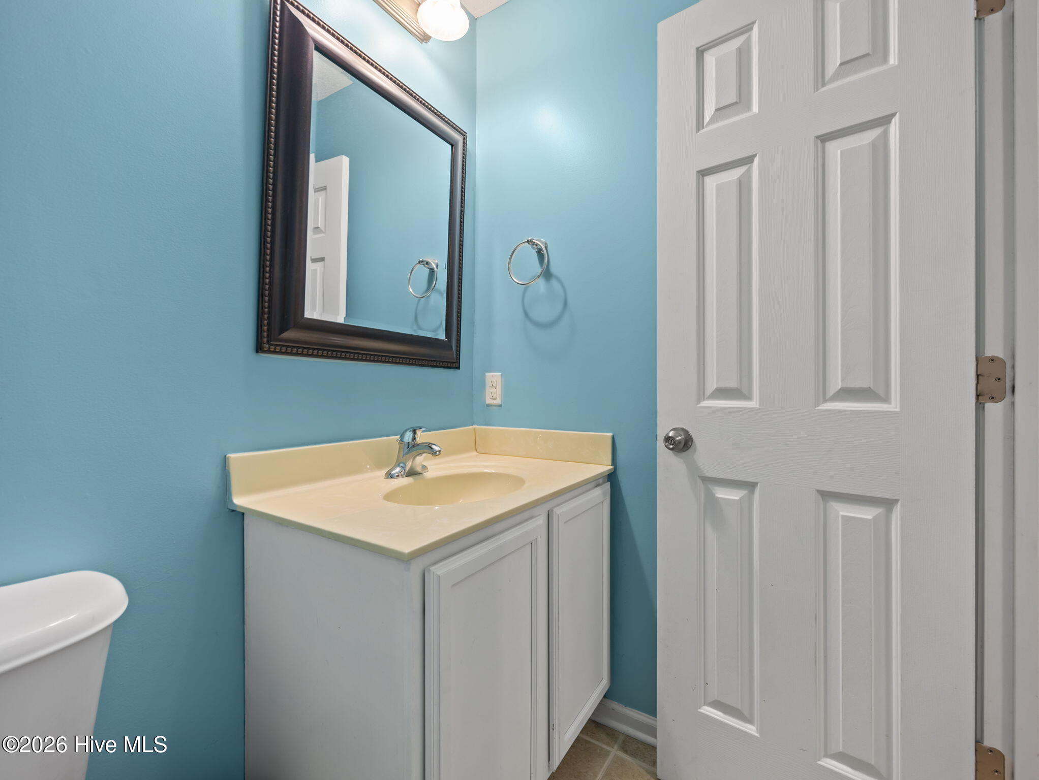 116 Mandy Lane Hubert, NC 28539 - Photo 22 of 54 22-web-or-mls-116 Mandy Ln 57