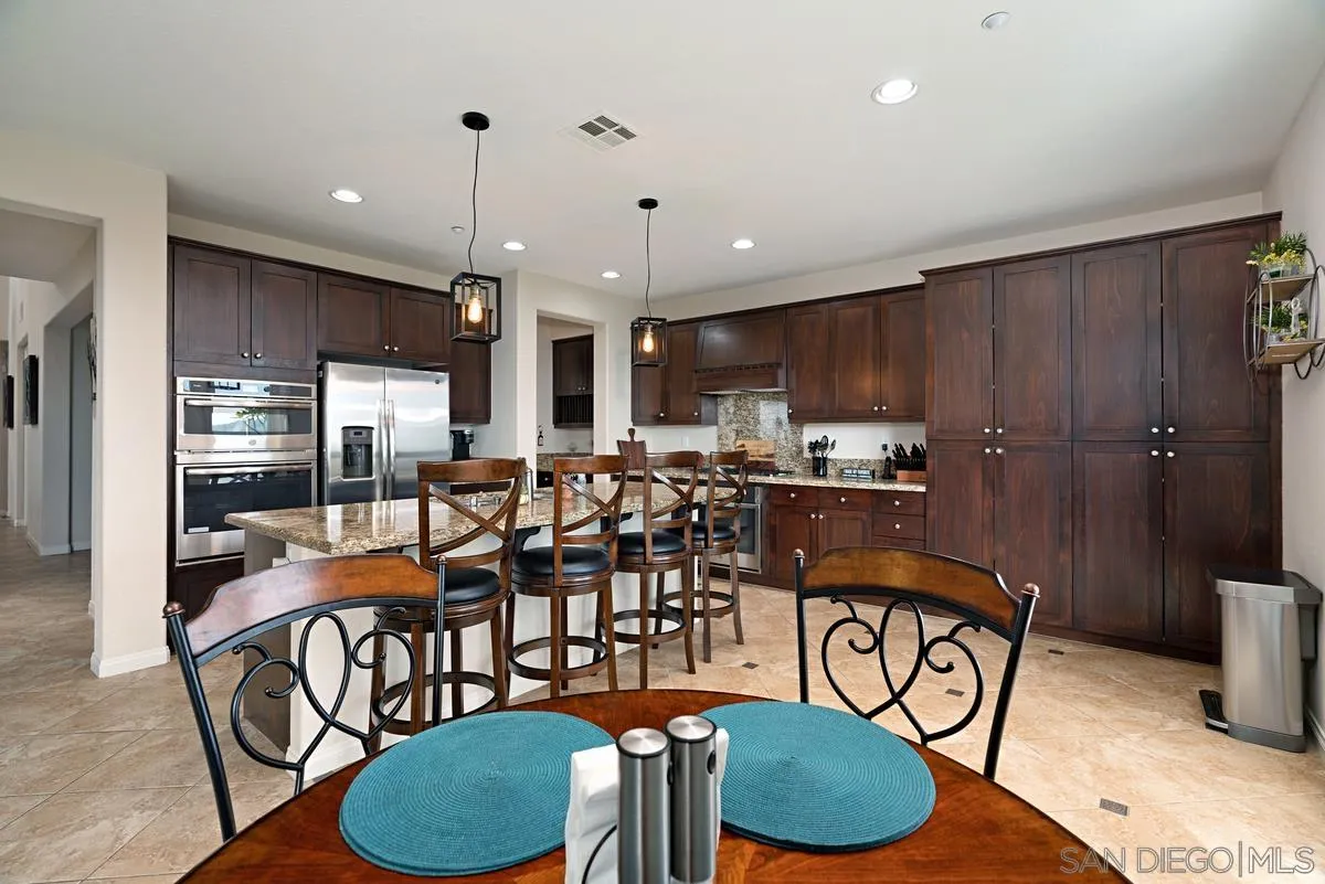 10689 Laurel Path Escondido, CA 92026 - Photo 17 of 51