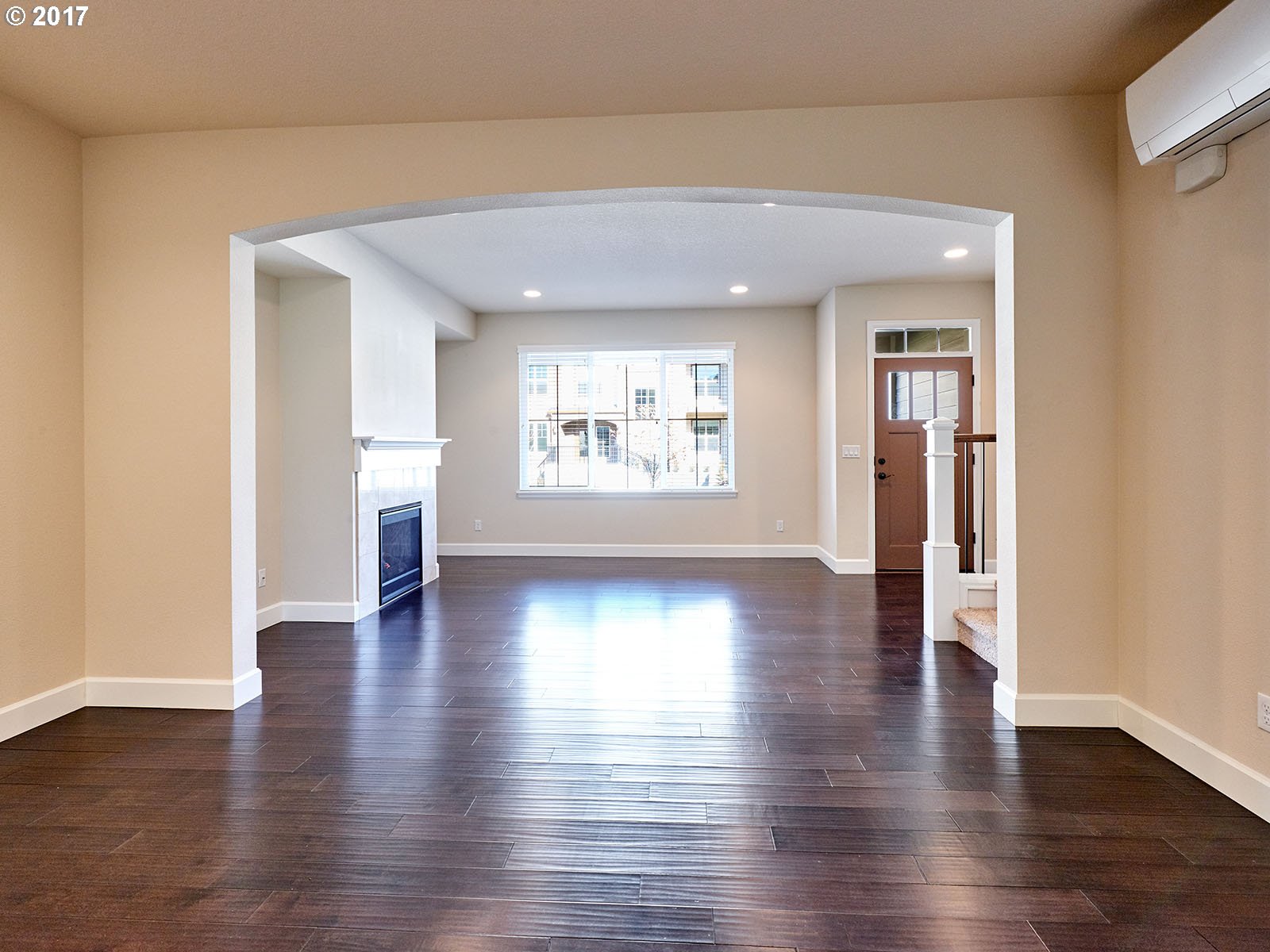 15964 Northwest Brugger Road Portland, OR 97229 - Photo 4 of 27 Living Room/Dining Room
