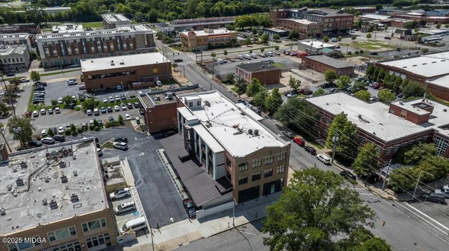 $695,000 | 598 3rd Street, Unit 3300, Macon, GA 31201