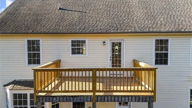 $374,900 | 4827 Daintree Court, Flowery Branch, GA 30542