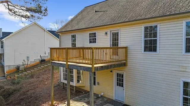 $374,900 | 4827 Daintree Court, Flowery Branch, GA 30542