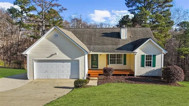 $374,900 | 4827 Daintree Court, Flowery Branch, GA 30542