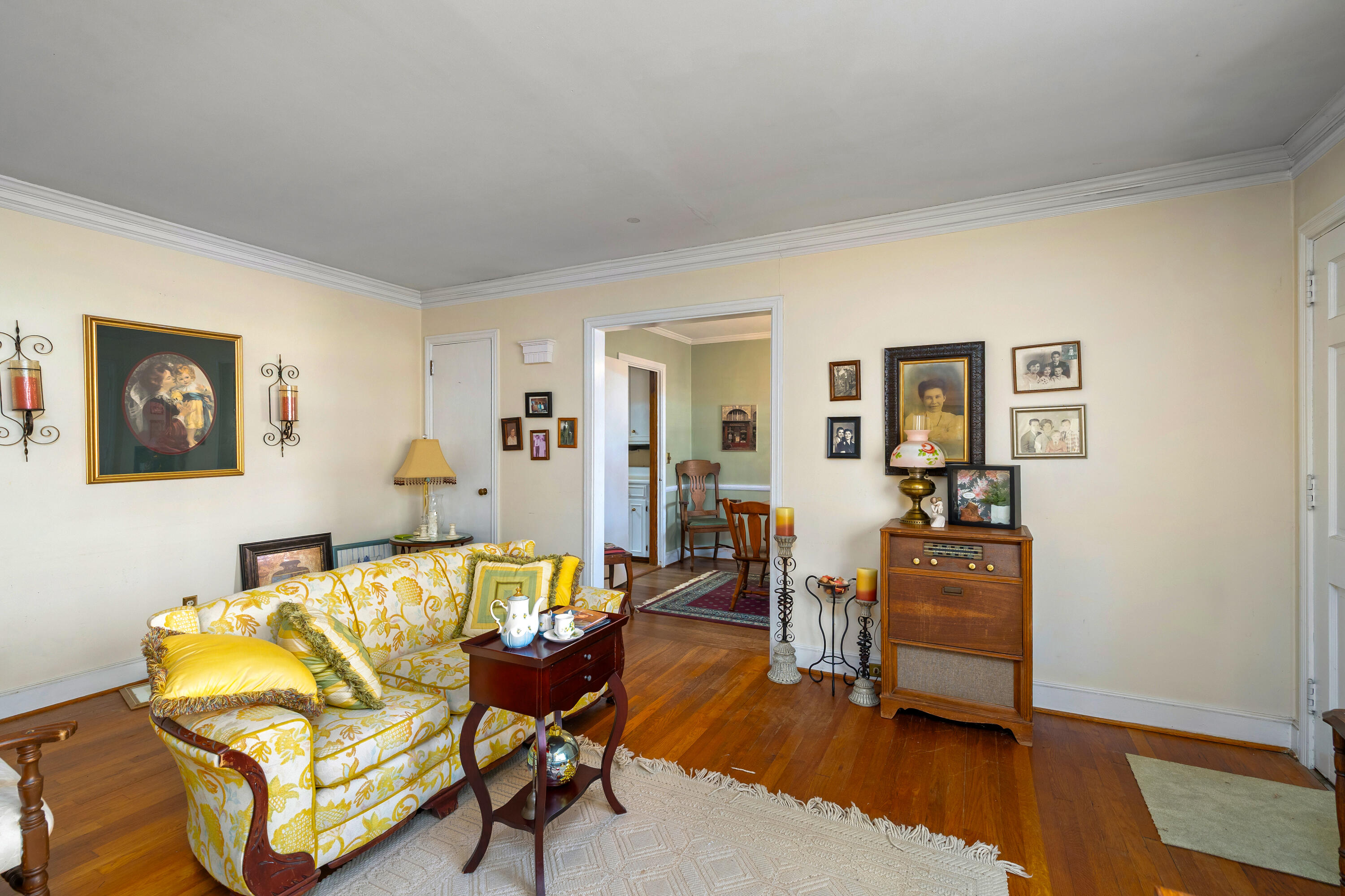 302 Stuckey Street Sumter, SC 29150 - Photo 4 of 36 13