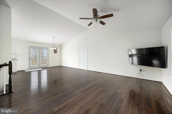 $444,900 | 25 Deer Trail Road, Front Royal, VA 22630