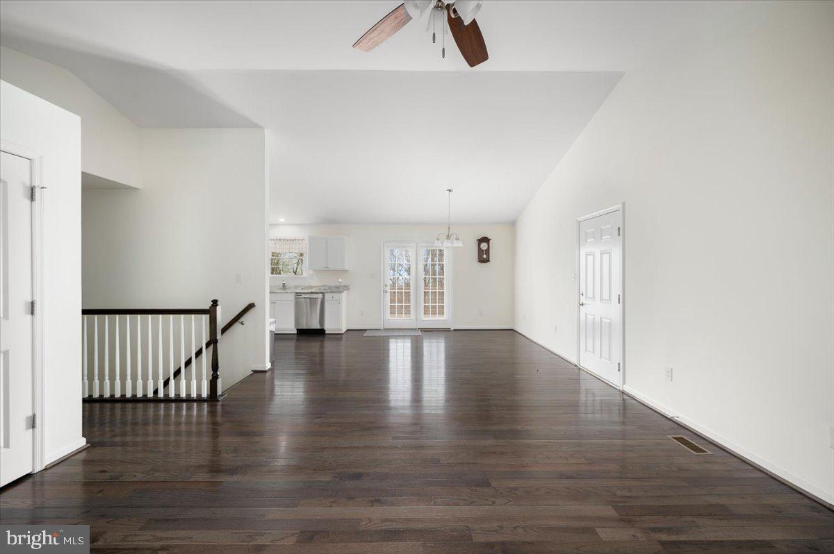 25 Deer Trail Road Front Royal, VA 22630 - Photo 17 of 61