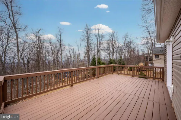 $444,900 | 25 Deer Trail Road, Front Royal, VA 22630