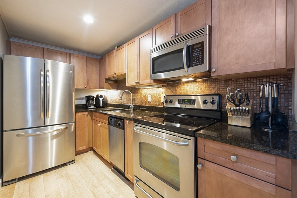 91 Leonard Road, Unit 91 Boxborough, MA 01719 - Photo 8 of 22