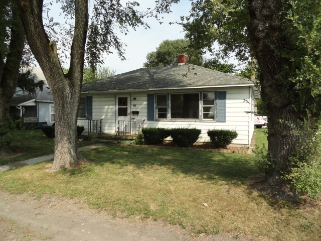 418 West Clark Street Rensselaer, IN 47978 - Photo 1 of 10 Gallery Image 1