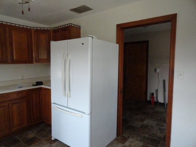 418 West Clark Street Rensselaer, IN 47978 - Photo 4 of 10 Gallery Image 4
